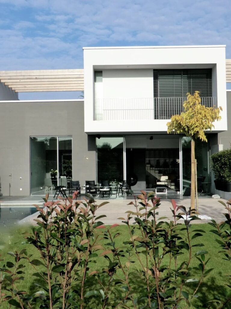Villa contemporaine à Vésenaz