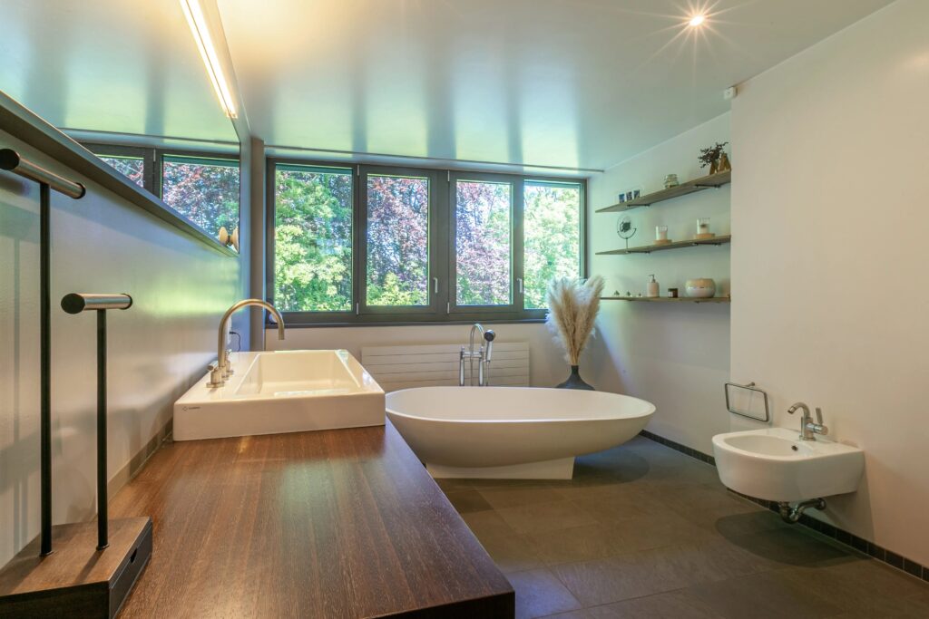 Superbe loft en attique de 340 m2 avec terrasse de 90 m2 dans un écrin de verdure
