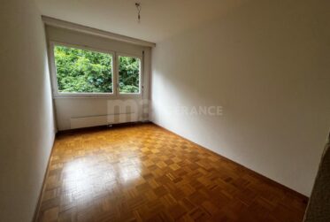 4 Rooms Flat