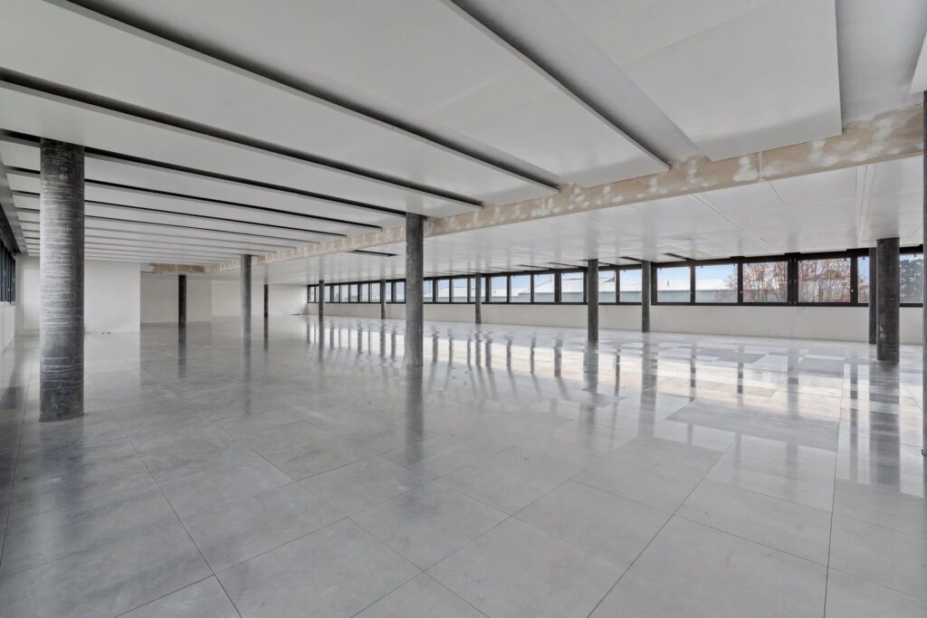Vernier – ARCENTER – Bureaux 492 m² – 2ème étage A LOUER