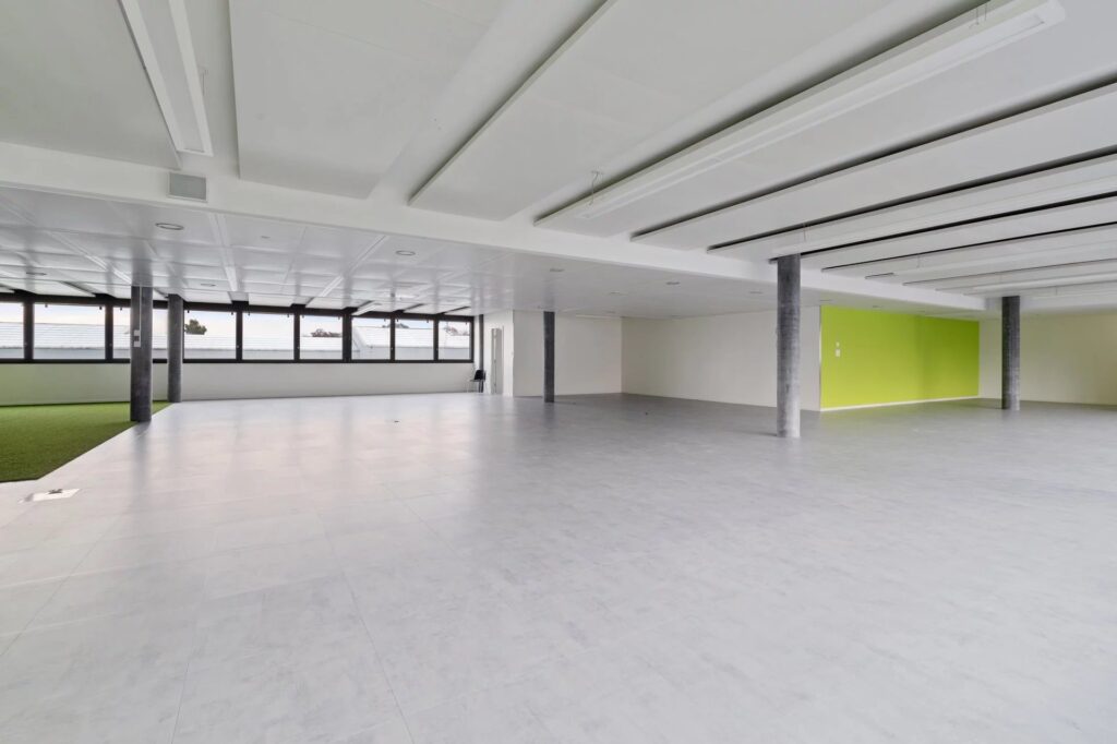 A louer – Surface de bureaux de 450 m² avec terrasse  – ARCENTER – Vernier
