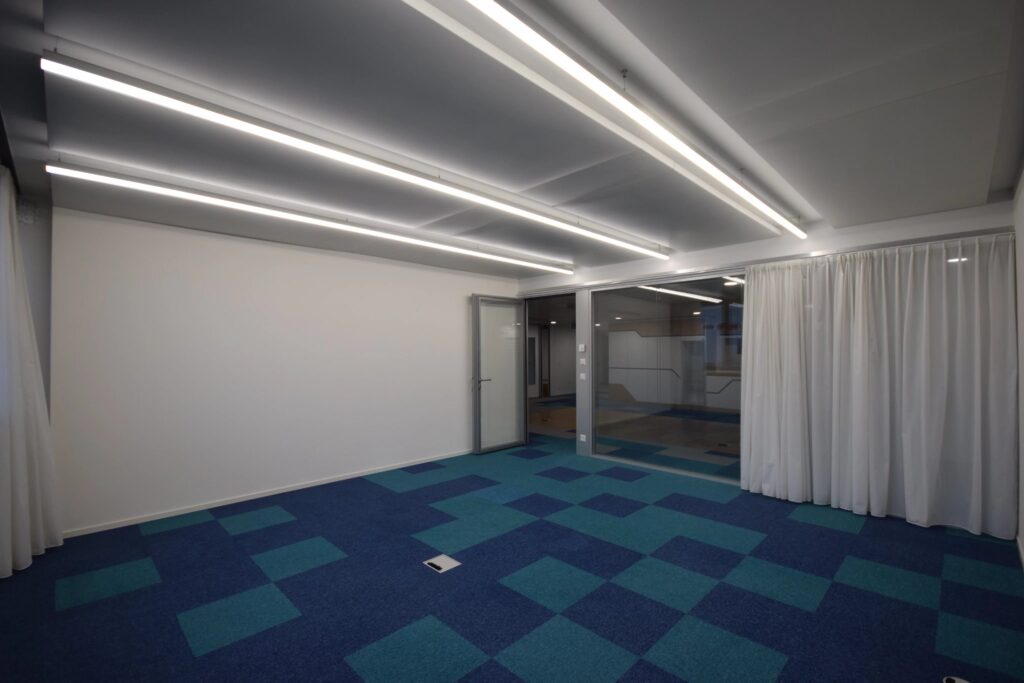 Surface de bureaux à louer de 687 m² – ARCENTER – Vernier