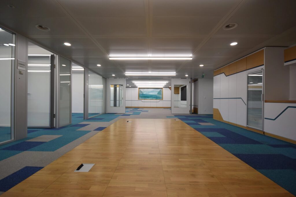 Surface de bureaux à louer de 687 m² – ARCENTER – Vernier