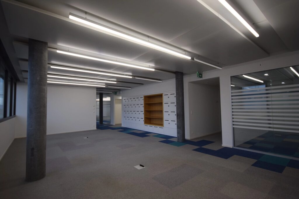 Surface de bureaux à louer de 687 m² – ARCENTER – Vernier