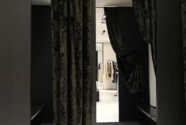 OPPORTUNITE - HYPERCENTRE - ARCADE DE 90 M2 A REMETTRE