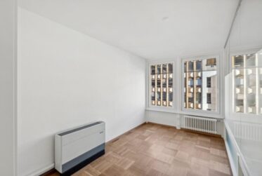 Bureau lumineux de 106 m² à Genève, Rue du Conseil Général 14