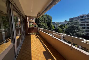 4 Rooms Flat