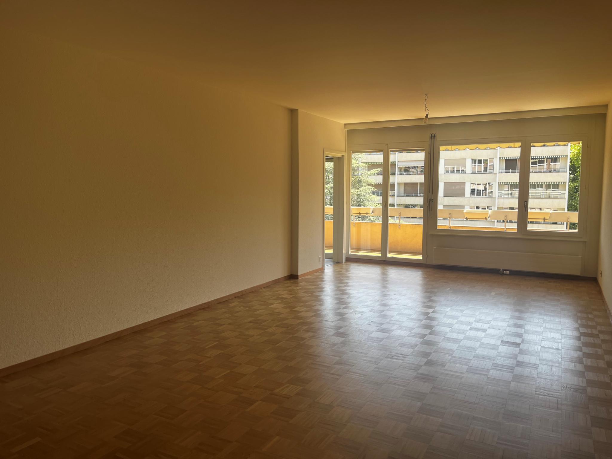 4 Rooms Flat