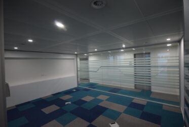 Surface de bureaux à louer – 687 m² – Centre ARCenter, Vernier