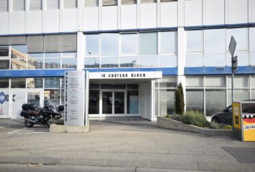 À LOUER - Surface commerciale lumineuse de 102 m² - Château-Bloch 10, Genève