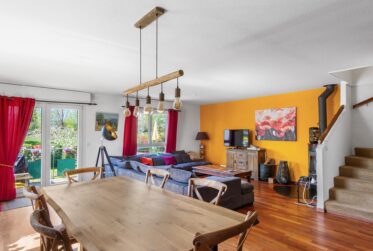 Appartement en attique duplex plein de charme avec balcon