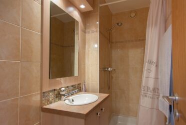 Appartement en attique duplex plein de charme avec balcon