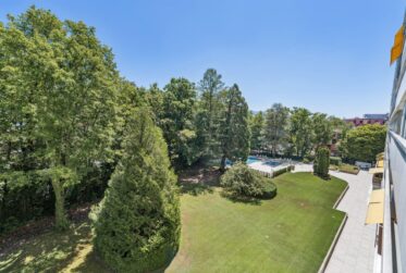 Appartement meublé de 4 pièces dans une résidence de standing avec piscines