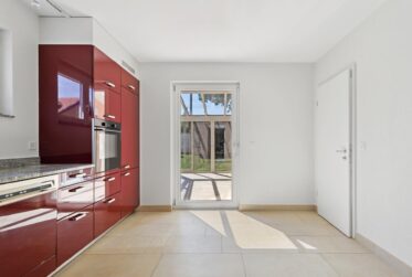 6 Rooms House