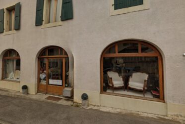 À LOUER – Arcade lumineuse de 75 m² à Vésenaz