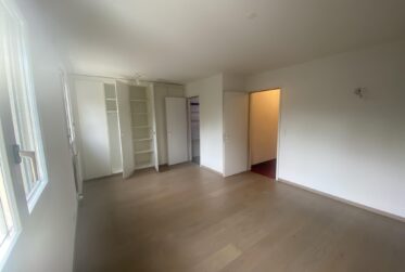 Triplex de 6 pièces au 1er étage