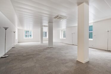 2'400 m2 de surfaces d'activité, divisibles dès 800 m2