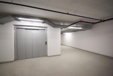 Surfaces de stockage à louer