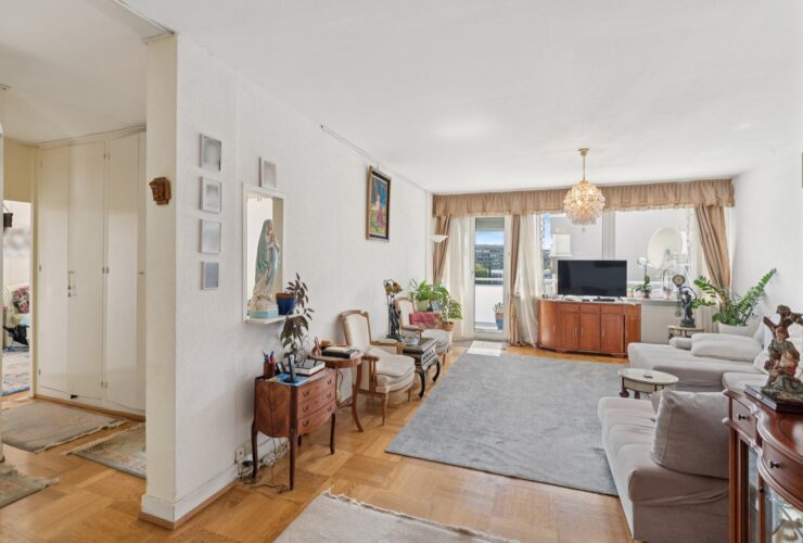 Spacieux 5.5 pièces avec balcon en plein centre-ville de Genève