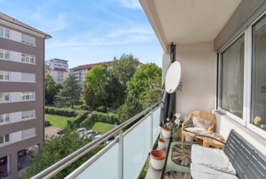 Spacieux 5.5 pièces avec balcon en plein centre-ville de Genève