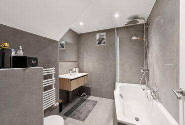 Charmante maison villageoise rénovée à Bernex