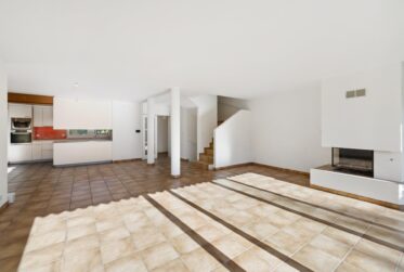 Villa mitoyenne de 7 pièces à Versoix