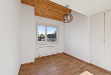 Villa mitoyenne de 7 pièces à Versoix