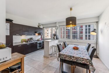 4 Rooms Flat, Condominium flat