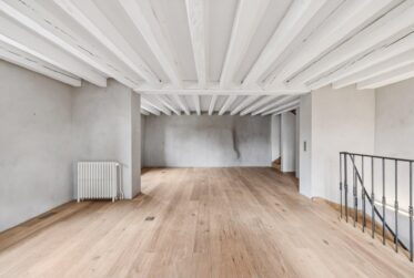 Superbe appartement triplex avec jardin privé à Collex-Bossy