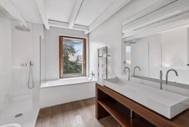 Superbe appartement triplex avec jardin privé à Collex-Bossy