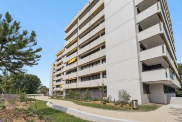Vue imprenable sur le lac Léman - Magnifique 5 pièces en duplex traversant en attique avec terrasses et balcons