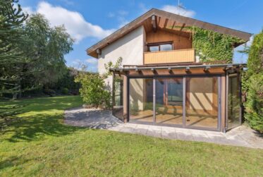 Maison individuelle et son annexe au coeur du village