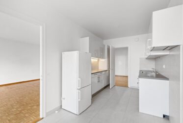 Spacieux 3 pièces traversant au 5ème étage