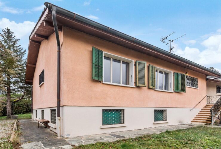 Ravissante villa à rénover au cœur de Veyrier