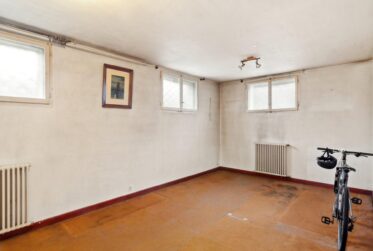 Ravissante villa à rénover au cœur de Veyrier