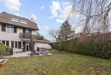 En exclusivité / Ravissante maison familiale de 6 pièces en pignon avec vue sur le lac