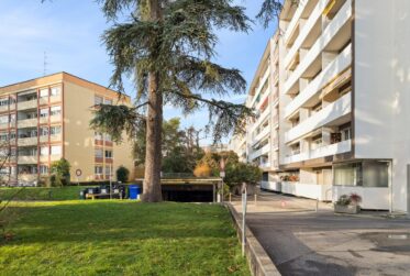 Exclusivité : Charmant 3 pièces avec loggia et vue sur parc