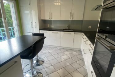 Triplex de 6 pièces au 1er étage