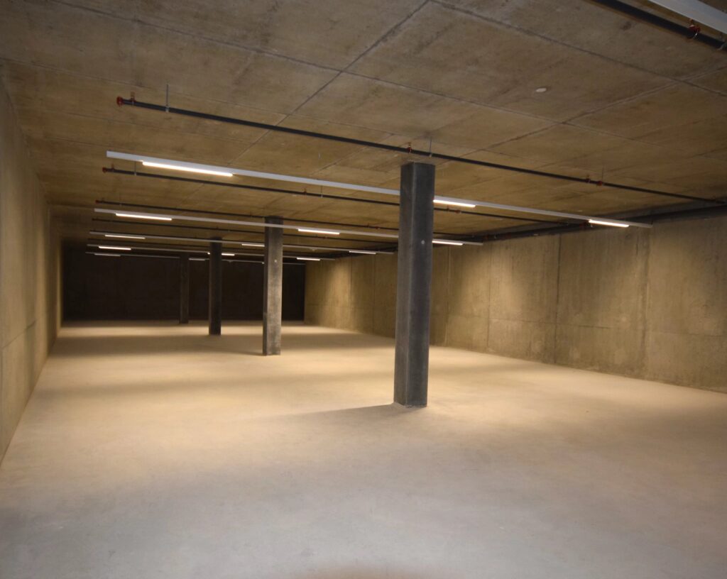 VERSOIX – Surface de Stockage Moderne d’env. 387 m² A LOUER