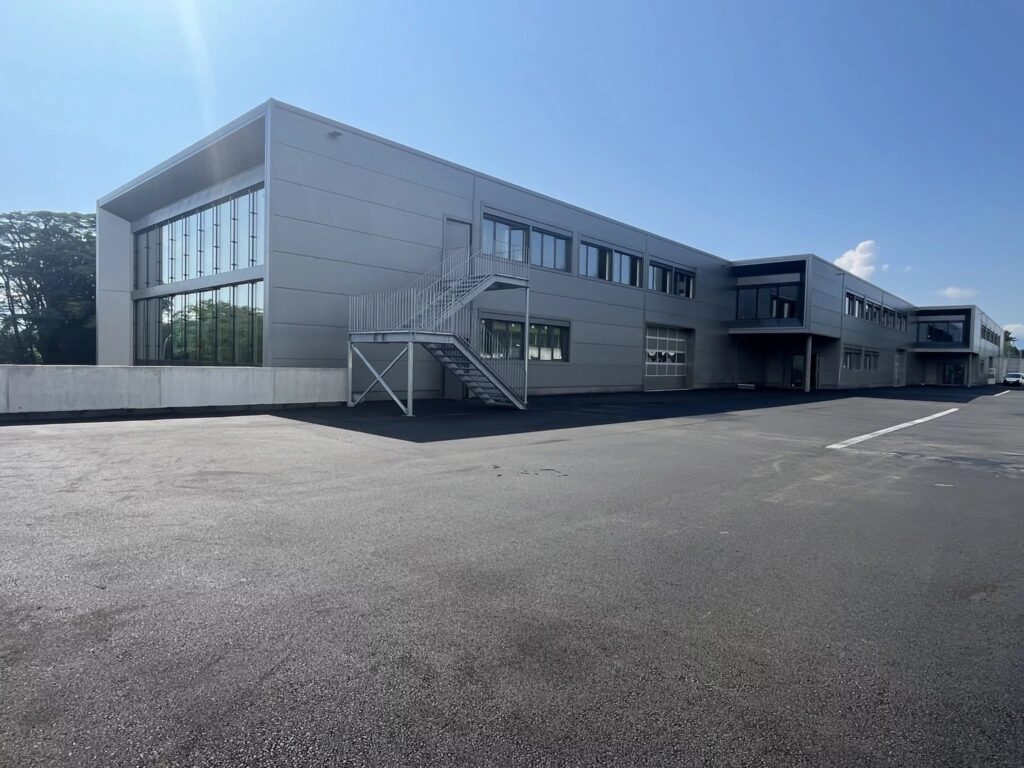 VERSOIX – Surface de Stockage Moderne d’env. 523 m² A LOUER