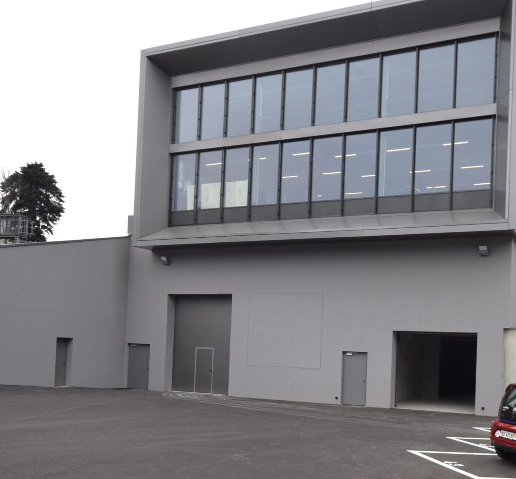 VERSOIX – Surface de Stockage Moderne d&rsquo;env. 523 m² A LOUER