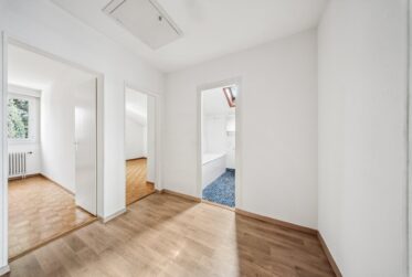 Exclusive: Detached house in the heart of the village of Veyrier