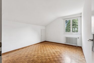 Exclusive: Detached house in the heart of the village of Veyrier