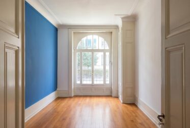 5.5 Rooms Office