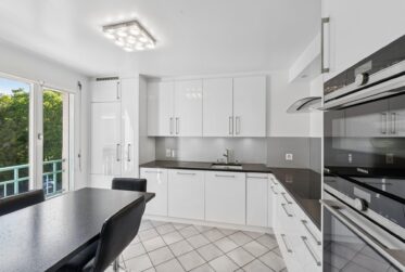 6 Rooms Flat