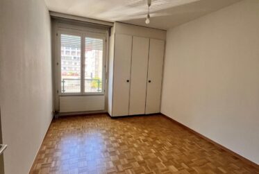 4 Rooms Flat