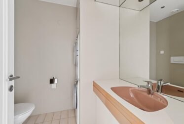 5 Rooms Flat