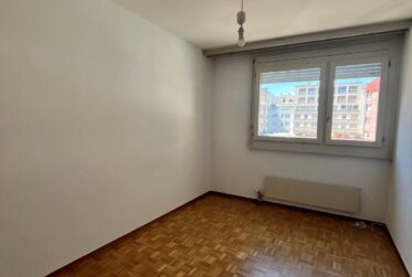 4 Rooms Flat