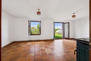 Charmante maison avec jardin dans un cadre verdoyant