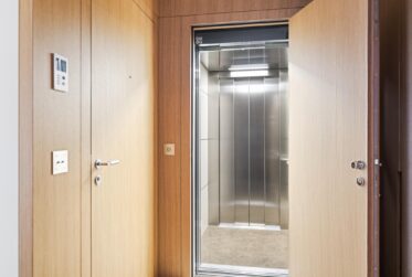 4 Rooms Flat, Penthouse